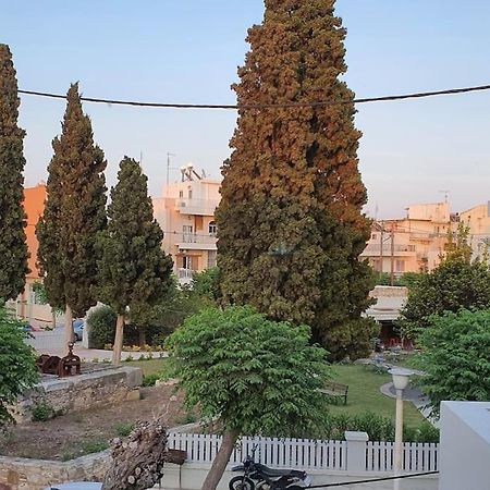 Livas City Relaxing Apartment คอสทาวน์ ภายนอก รูปภาพ