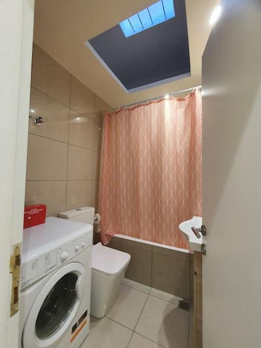 Livas City Relaxing Apartment คอสทาวน์ ภายนอก รูปภาพ